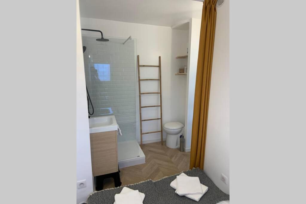 Les Bains De Mer Yourhosthelper Appartamento Bandol Esterno foto